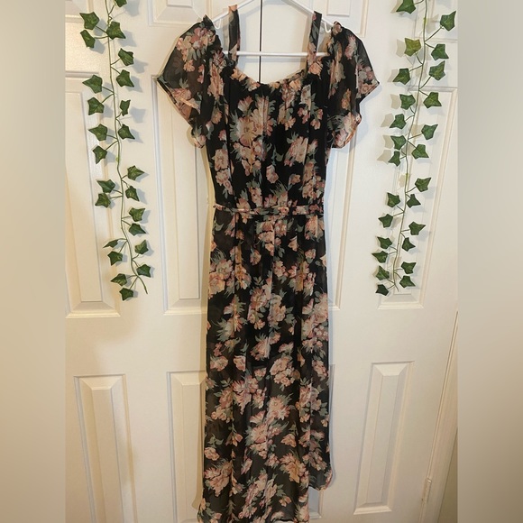 Floral Romper with Sheer Overlay | L | Off-Shoulder, Detachable Straps, High-Low - Picture 3 of 13